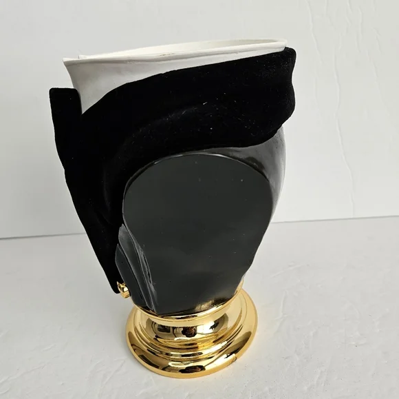 NWT Bath & Body Works 2021 Halloween Headless‎ Vampire Butler Man Candle Holder - Picture 6 of 9